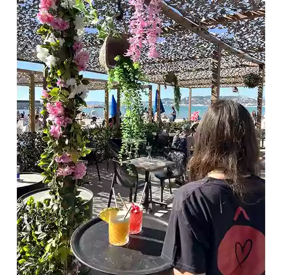 Le restaurant - Ô Beach - restaurant Marseille - restaurant plage marseille - meilleur resto Marseille
